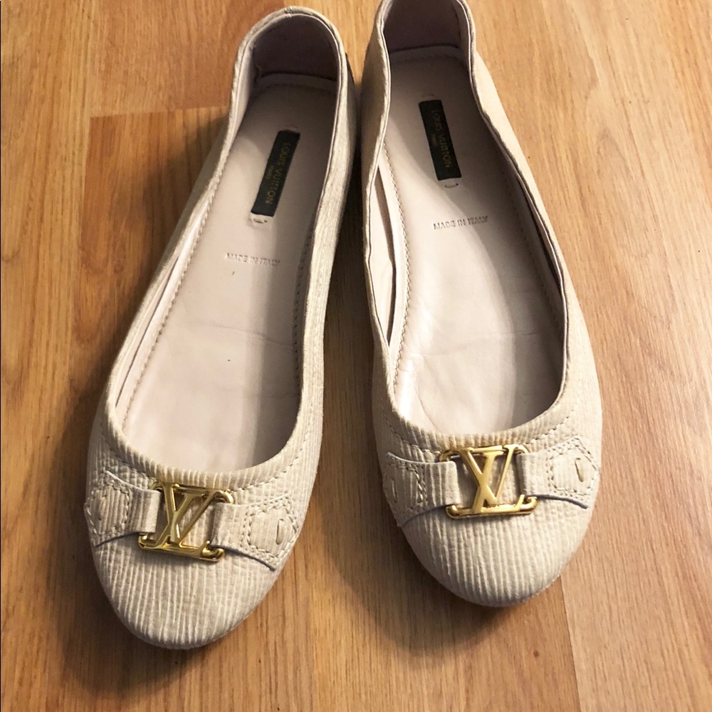 Authentic Louis Vuitton Driving Moccasins 39.5 9